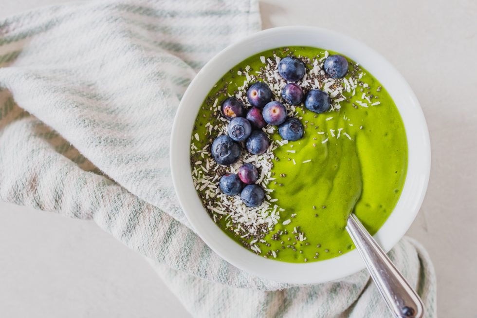 Vafeza Health Coach - HEALTHY GREEN SMOOTHIE BOWL